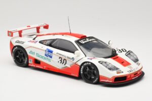 McLaren F1 GTR GT1 #30 West Competition J. Nielsen 1996 UT Models 1:18 39624 Druckguss — Bild 6 von 8
