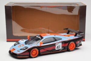 McLaren F1 GTR #41 P-H. Raphanel / C. Gounon / A. Olofsson 24 Hours of Le Mans 1997 UT Models 1:18 39727 Druckguss — Bild 8 von 8