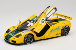 McLaren F1 GTR #51 Mach One Racing Le Mans 1995 UT Models 1:18 530151851 Druckguss — Bild 2 von 8