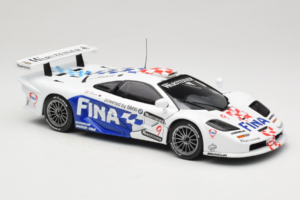 McLaren F1 GTR #9 P. Kox / R. Ravaglia FIA GT Championship 1997 UT Models 1:18 39711 Druckguss — Bild 6 von 8