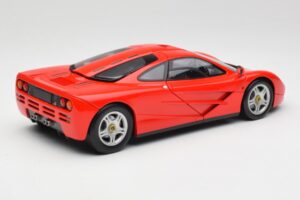 McLaren F1 Magma Rot Minichamps 1:18 530133422 Druckguss — Bild 3 von 8