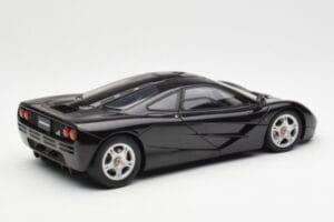 McLaren F1 Road Car Schwarz AUTOart 1:18 76002 Druckguss — Bild 3 von 8