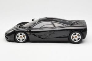 McLaren F1 Road Car Schwarz AUTOart 1:18 76002 Druckguss — Bild 4 von 8