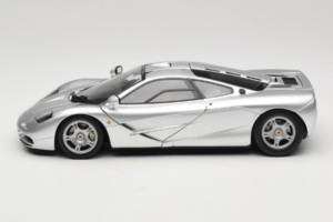 McLaren F1 Silber LCD 1:18 LCD18014-SI Druckguss — Bild 4 von 8