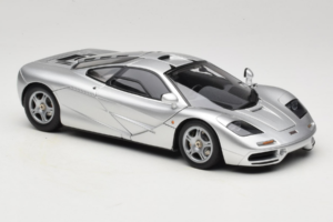 McLaren F1 Silber LCD 1:18 LCD18014-SI Druckguss — Bild 6 von 8