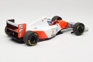 McLaren Ford MP4/8 #7 M. Hakkinen 1993 Minichamps 1:18 530931837 Druckguss — Bild 2 von 6