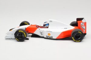 McLaren Ford MP4/8 #7 M. Hakkinen 1993 Minichamps 1:18 530931837 Druckguss — Bild 3 von 6