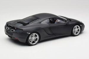 McLaren MP4-12C Matt Satellite Grau Minichamps 1:18 110133024 Druckguss — Bild 3 von 8