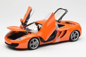 McLaren MP4-12C Orange AUTOart 1:18 76006 Druckguss — Bild 2 von 8