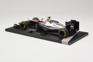 McLaren MP4-30 Honda #22 J. Button McLaren Honda F1 Team Australian Grand Prix 2015 Minichamps 1:18 537151822 Druckguss — Bild 5 von 7