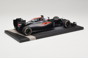 McLaren MP4-31 Honda #22 J. Button McLaren Honda F1 Team Chinese Grand Prix 2016 Minichamps 1:18 537161822 Druckguss — Bild 3 von 7