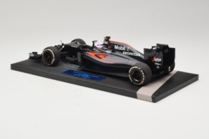 McLaren MP4-31 Honda #22 J. Button McLaren Honda F1 Team Chinese Grand Prix 2016 Minichamps 1:18 537161822 Druckguss — Bild 5 von 7