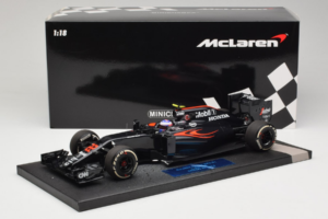 McLaren MP4-31 Honda #22 J. Button McLaren Honda F1 Team Chinese Grand Prix 2016 Minichamps 1:18 537161822 Druckguss — Bild 7 von 7