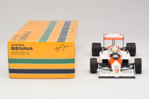 McLaren MP4/4 Honda #12 A. Senna Marlboro McLaren F1 World Champion 1988 Minichamps 1:18 540881812 Druckguss — Bild 6 von 7