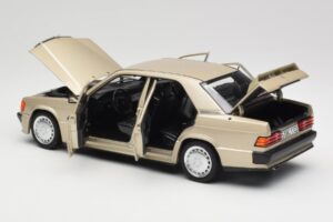 Mercedes 190E W201 2.3-16 Smoke Silver Metallic Norev 1:18 183831 Druckguss — Bild 5 von 8