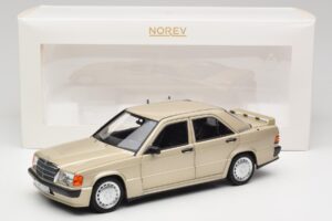 Mercedes 190E W201 2.3-16 Smoke Silver Metallic Norev 1:18 183831 Druckguss — Bild 8 von 8