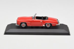 Mercedes 190 SL W121 Rot Minichamps 1:43 940033131 Druckguss