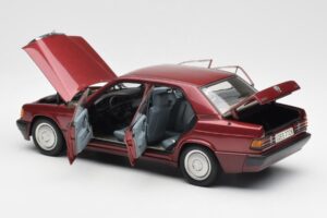 Mercedes 190E W201 2.0 Rot Dealer Edition AUTOart 1:18 B66040383 Druckguss — Bild 5 von 8