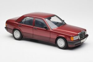 Mercedes 190E W201 2.0 Rot Dealer Edition AUTOart 1:18 B66040383 Druckguss — Bild 6 von 8