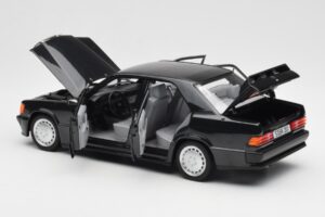 Mercedes 190E 2.3-16 W201 Schwarz Händler Edition Norev 1:18 B66040663 Druckguss — Bild 5 von 8
