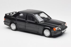 Mercedes 190E 2.3-16 W201 Schwarz Händler Edition Norev 1:18 B66040663 Druckguss — Bild 6 von 8