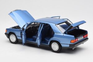 Mercedes 190E W201 Diamond Blau Händler Edition Norev 1:18 B66040661 Druckguss — Bild 5 von 8
