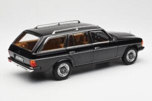 Mercedes 200 T S123 Schwarz Norev 1:18 183735 Druckguss — Bild 3 von 8