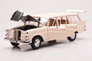 Mercedes 200 Universal W110 Creme Norev 1:18 183709 Druckguss — Bild 2 von 8