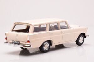 Mercedes 200 Universal W110 Creme Norev 1:18 183709 Druckguss — Bild 3 von 8