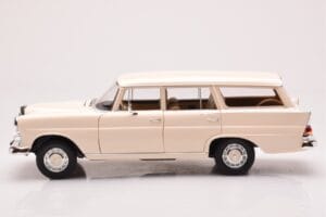 Mercedes 200 Universal W110 Creme Norev 1:18 183709 Druckguss — Bild 4 von 8