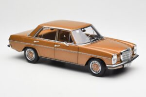 Mercedes 200 W115 Bycane Gold Händler Edition Norev 1:18 B66040665 Druckguss — Bild 6 von 8