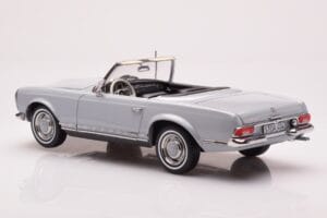 Mercedes 230 SL W113 Pagoda Grau Norev 1:18 183990 Druckguss — Bild 7 von 8