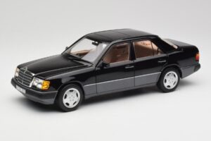 Mercedes 230E W124 AMG Wheels Schwarz Limitierte Auflage Norev 1:18 183950 Druckguss