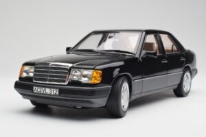 Mercedes 230E W124 AMG Wheels Schwarz Limitierte Auflage Norev 1:18 183950 Druckguss — Bild 9 von 12