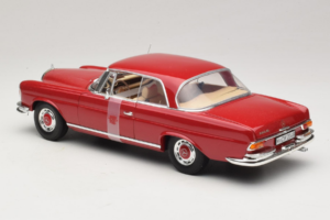 Mercedes 280 SE Coupe Rot Norev 1:18 183527 Druckguss — Bild 5 von 6