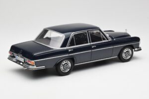 Mercedes 280 SE W108 Midnight Blau Norev 1:18 B66040597 Druckguss — Bild 3 von 8