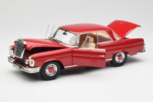 Mercedes 280 SE W108 Rot Norev 1:18 193527 Druckguss — Bild 2 von 8