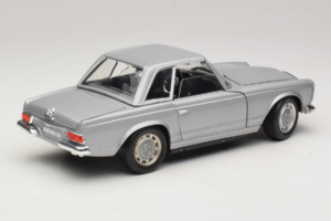 Mercedes 280 SL W113 Berlina Silber Techno Giodi 1:18 F14051030 Druckguss — Bild 3 von 8