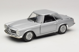 Mercedes 280 SL W113 Berlina Silber Techno Giodi 1:18 F14051030 Druckguss
