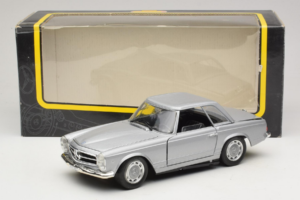 Mercedes 280 SL W113 Berlina Silber Techno Giodi 1:18 F14051030 Druckguss — Bild 8 von 8