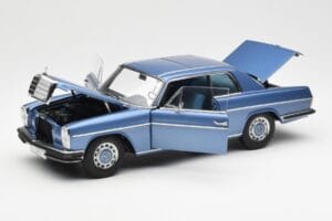 Mercedes 280C/8 W114 Coupe Blau Metallic AUTOart 1:18 76187 Druckguss — Bild 2 von 8