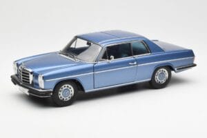 Mercedes 280C/8 W114 Coupe Blau Metallic AUTOart 1:18 76187 Druckguss