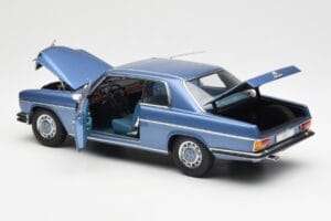 Mercedes 280C/8 W114 Coupe Blau Metallic AUTOart 1:18 76187 Druckguss — Bild 5 von 8