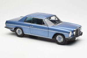 Mercedes 280C/8 W114 Coupe Blau Metallic AUTOart 1:18 76187 Druckguss — Bild 6 von 8