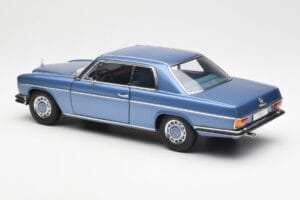 Mercedes 280C/8 W114 Coupe Blau Metallic AUTOart 1:18 76187 Druckguss — Bild 7 von 8