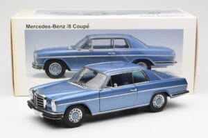 Mercedes 280C/8 W114 Coupe Blau Metallic AUTOart 1:18 76187 Druckguss — Bild 8 von 8