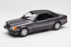 Mercedes 300 CE-24 W124 Cabriolet Lila Metallic Norev 1:18 183567 Druckguss — Bild 3 von 10