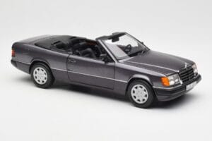 Mercedes 300 CE-24 W124 Cabriolet Lila Metallic Norev 1:18 183567 Druckguss — Bild 8 von 10