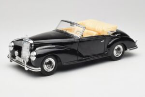 Mercedes 300 S W188 Cabriolet Schwarz Tchibo 1:18 36782 Druckguss