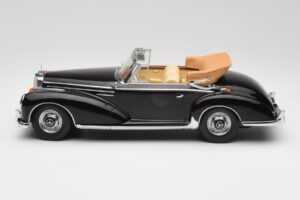 Mercedes 300 SC W188 Cabriolet Schwarz KK-Scale 1:18 KKDC180941 Druckguss — Bild 3 von 6